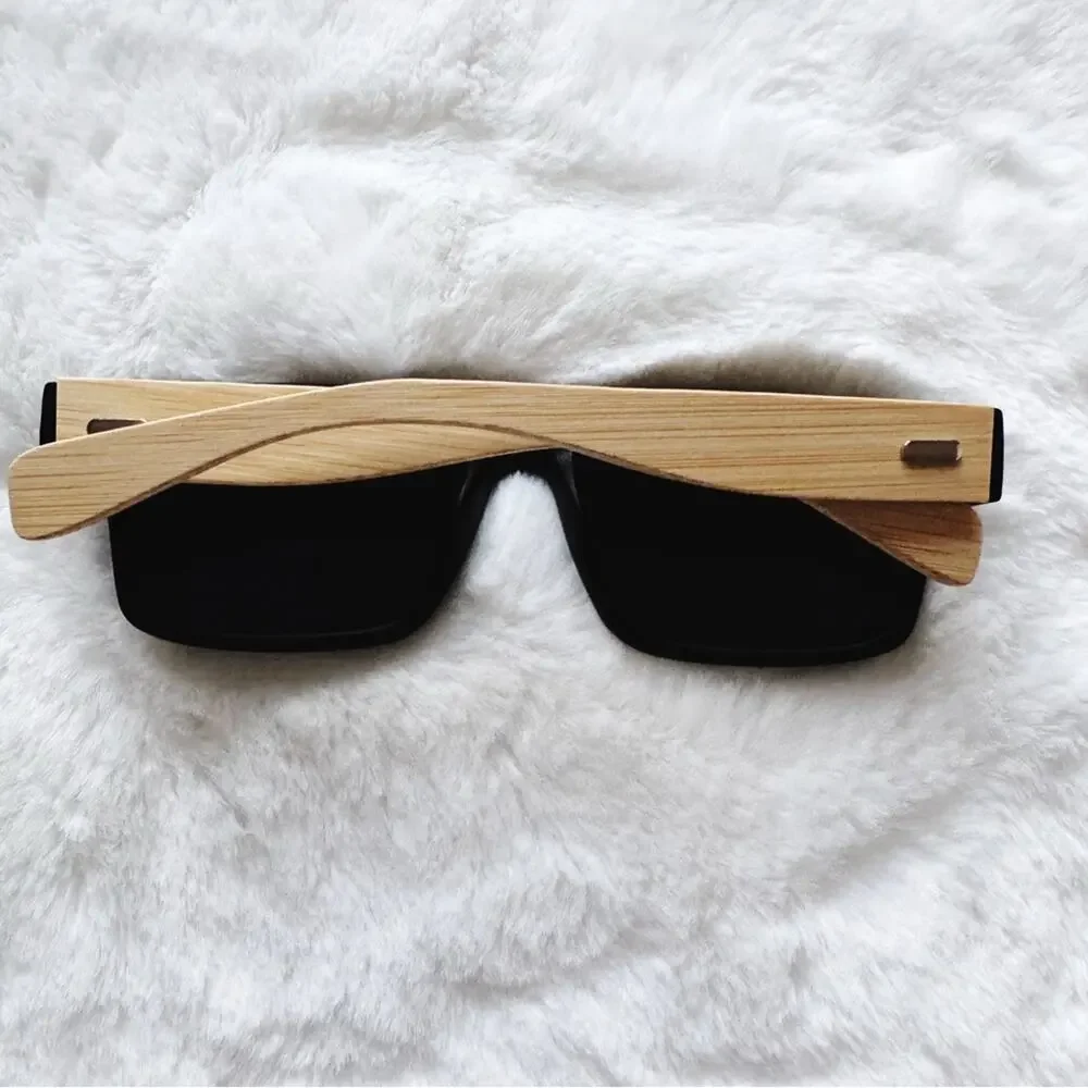 Juna Black & Light Wood Sunglasses